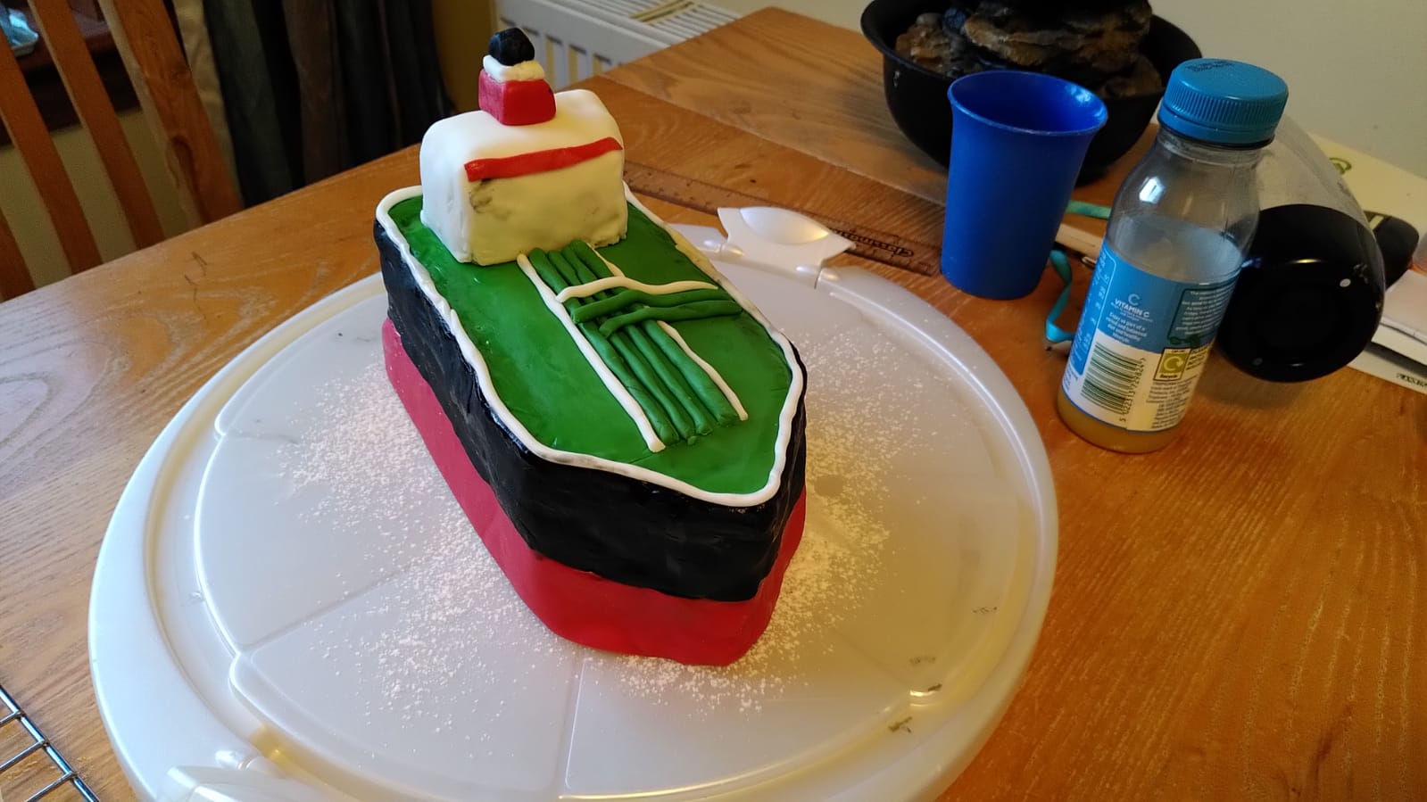 A Ship Shape Cake